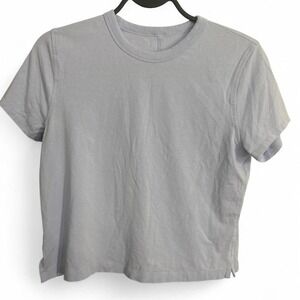 Lululemon cropped
Tee